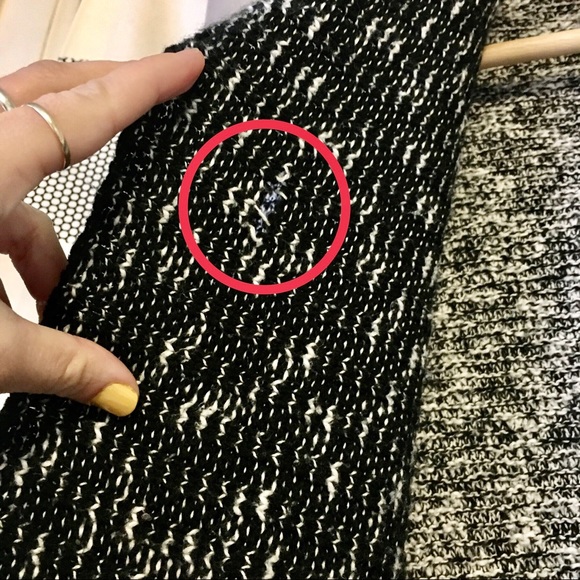 🟠 2/$20 Joe Fresh Knit Cardigan - Black & White - Picture 6 of 9